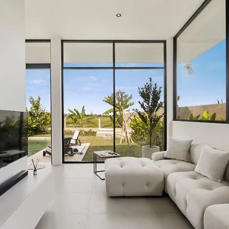 Modern 1Br Minimalist Villa With Amazing Views